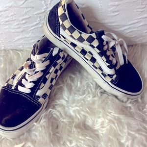 SOLD-Vans Primary Checkerboard Old Skool Low Shoe Size 6 Excellent Condition